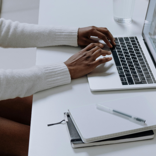 Por que esse notebook em promoção está virando febre entre estudantes?